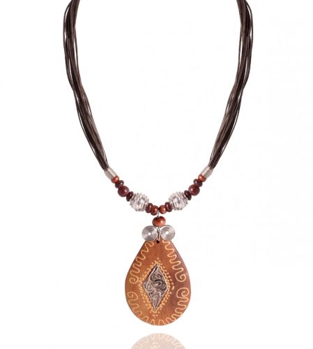 683103 NATURAL NECKLACE WITH WOOD DROP SHAPED MEDAL, BROWN