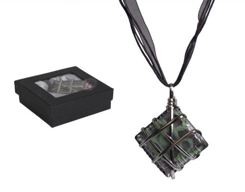683127 GLASS AND METAL NECKLACE SQUARE, GREEN AND BLACK