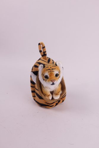 TIGRIS+AK.HÁZ BARNA   15/17