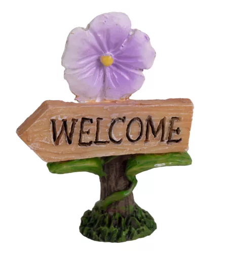 POLIREZIN TÁBLA, WELCOME FELIRATTAL, LILA VIRÁGGAL, BARNA
