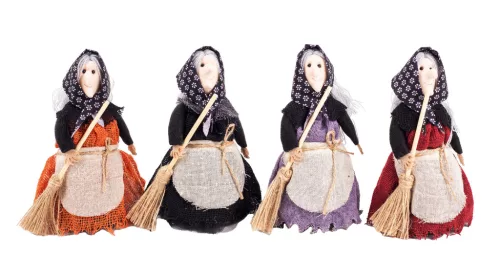 TEXTIL BOSZORKÁNY ÁLLÓ, KÖTÉNYBEN ÉS KENDŐVEL, SEPRŰVEL