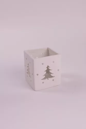 PORCELÁN MÉCSESTARTÓ NÉGYZET ALAKÚ, FEHÉR, FENYŐFA MINTÁS