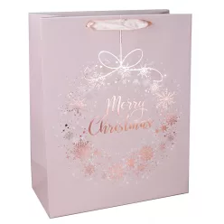   PAPÍRTASAK MATT, ARANY NYOMÁSSAL, SZALAG FÜLLEL, RÓZSASZÍN ALAPON HÓPIHE KOSZORÚ MINTÁS, MERRY CHRISTMAS FELIRATTAL