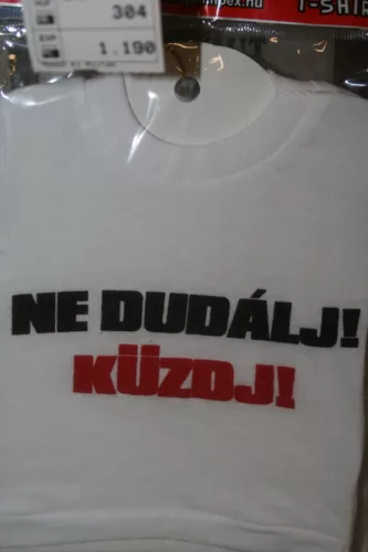MINI PÓLÓ, NE DUMÁLJ! KÜZDJ! FELIRAT